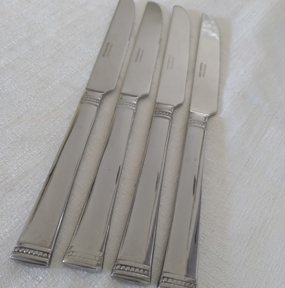 4 Dinner Knives Reed And Barton Imperial Bead